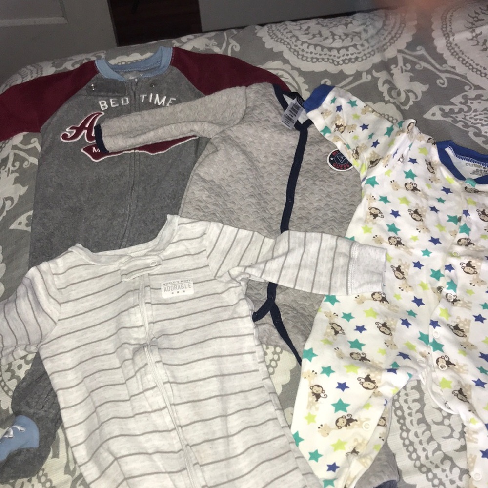 4 onesies